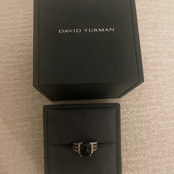 David Yurman Petite Wheaton Ring Black Onyx and Pave Diamonds Size 5 Comes W Box - Picture 3 of 5